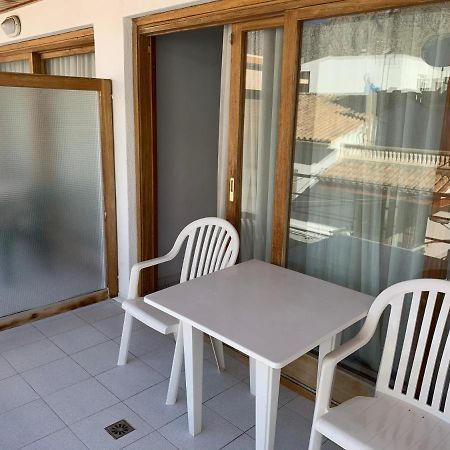 Apartamentos Marina Port de Pollença Exteriör bild