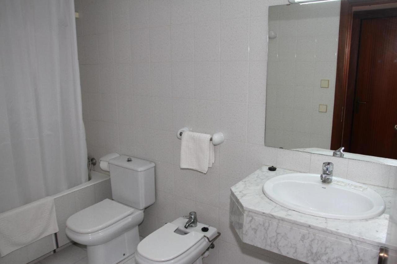 Apartamentos Marina Port de Pollença Exteriör bild